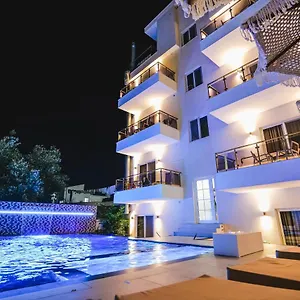 Mare 4*, Ksamil Albania