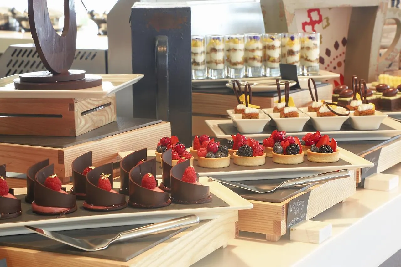 The Retreat Palm Dubai Mgallery By Sofitel
